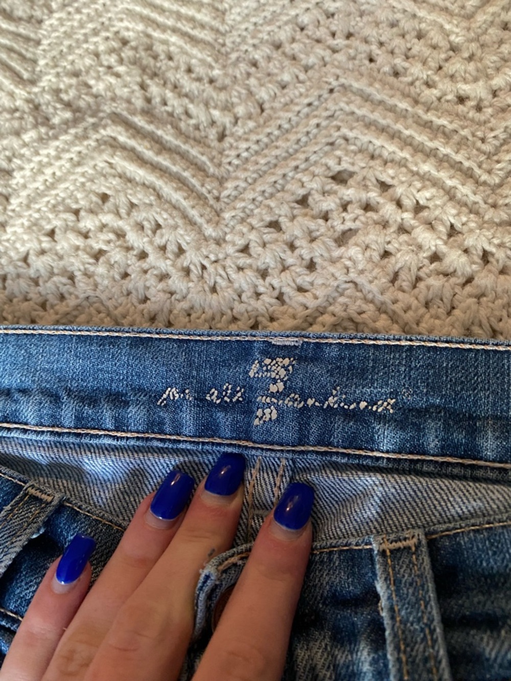 7 for all Mankind Vintage Mid-Rise Flared Light Blue Denim Jeans — Women’s 28 - Picture 6 of 10